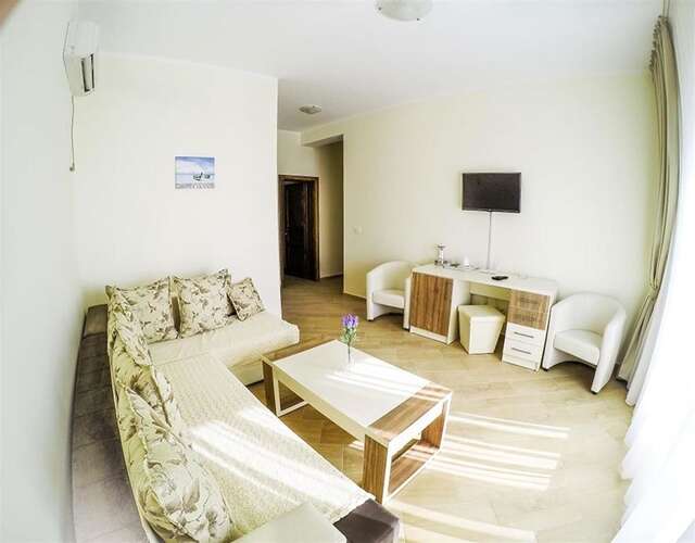 Апартаменты EDEM Apartments Утьеха-72